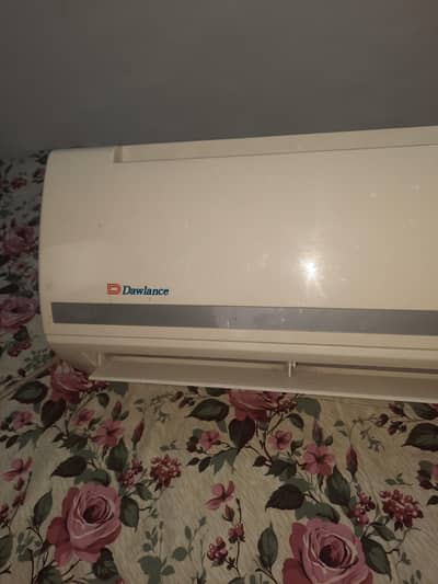 Dawlance split ac 1.5 ton