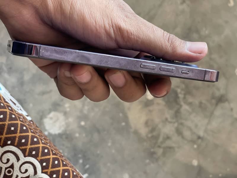 Iphone 14 pro 3