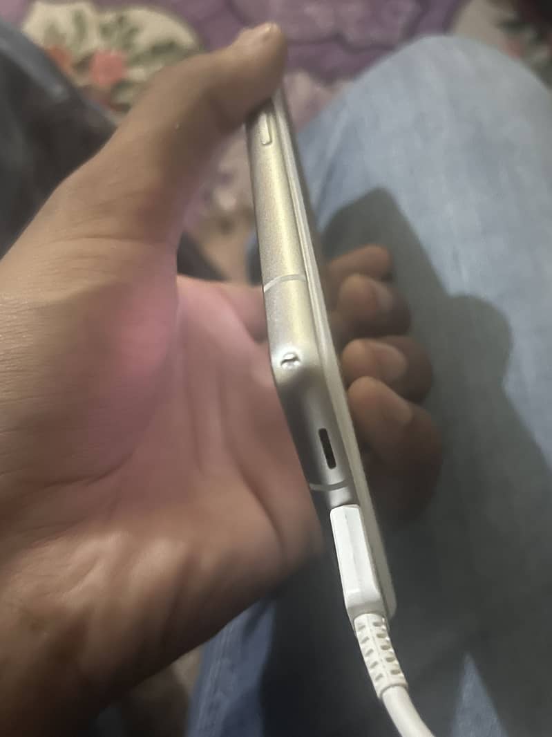 Google pixel 7a 2