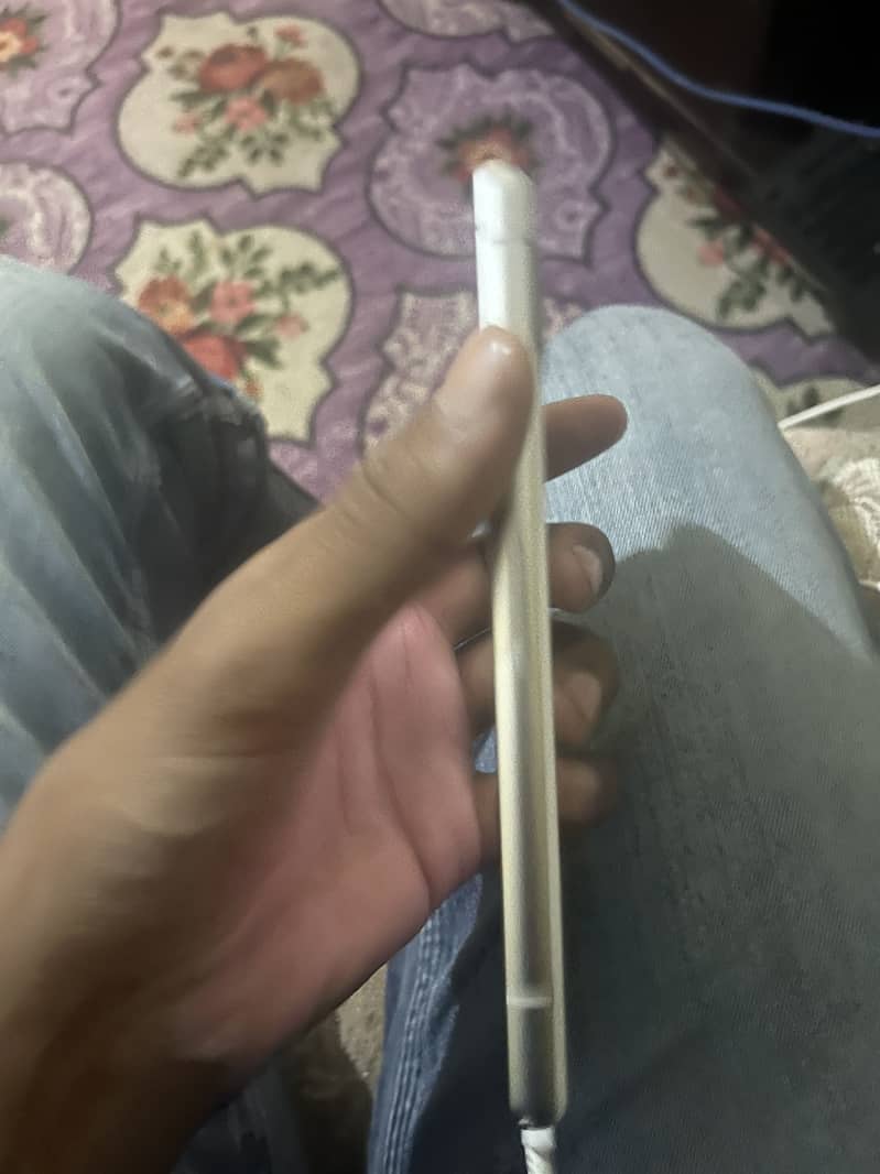 Google pixel 7a 3
