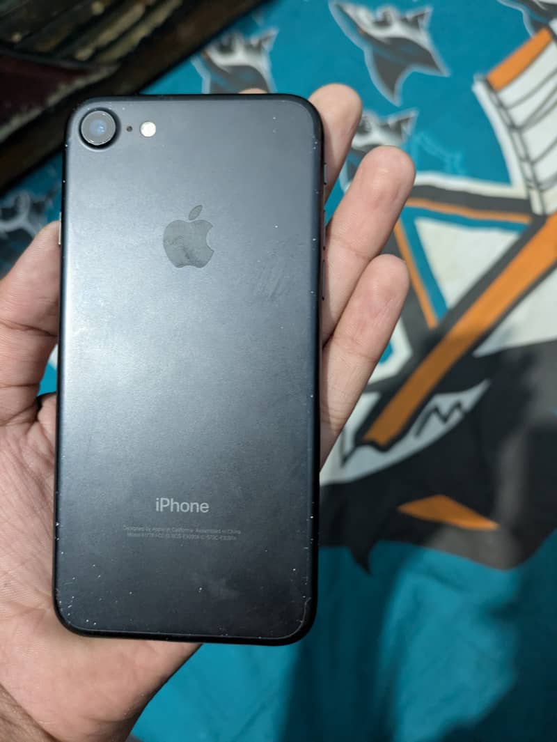 iPhone 3