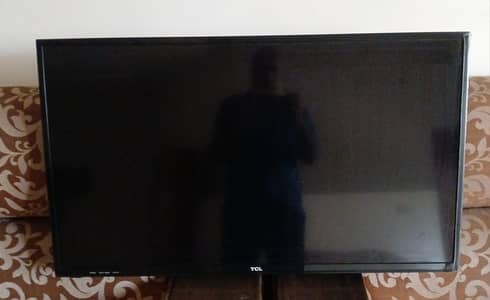 Original TCL 32 inch LED TV with Andriod Box available