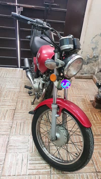 Suzuki GS 150