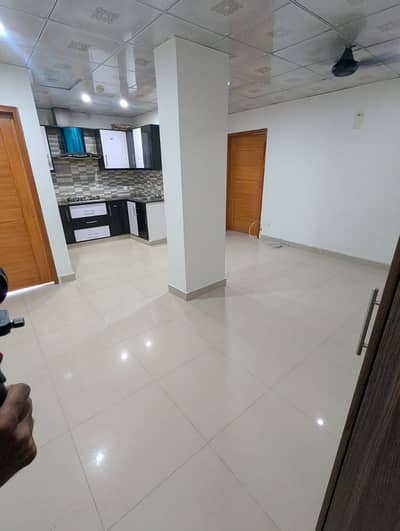 Flat Zara Heights For Rent
