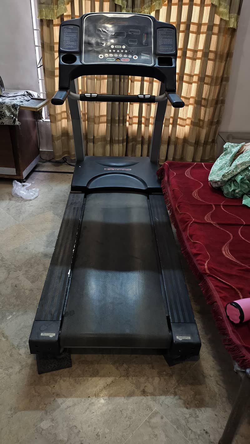 RUNNING MACHINE 1
