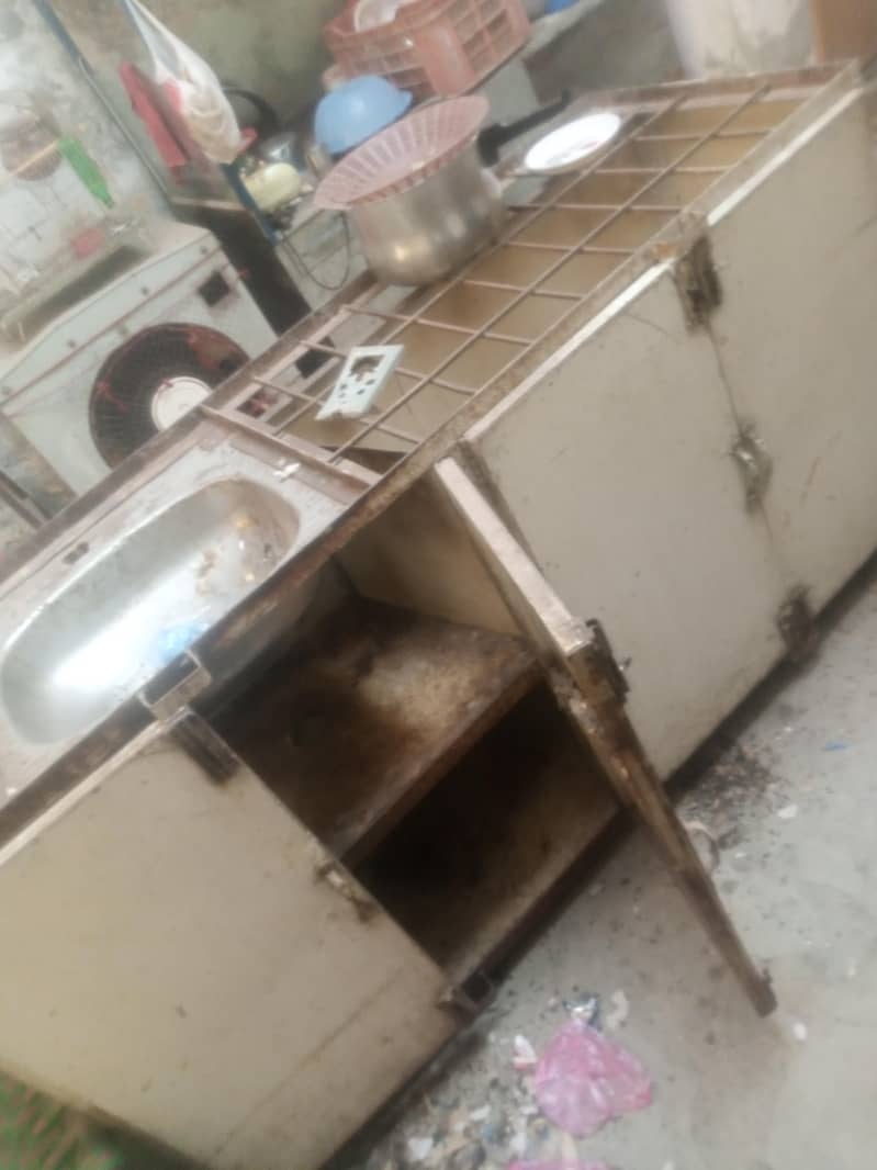 kichen shelf counter 0