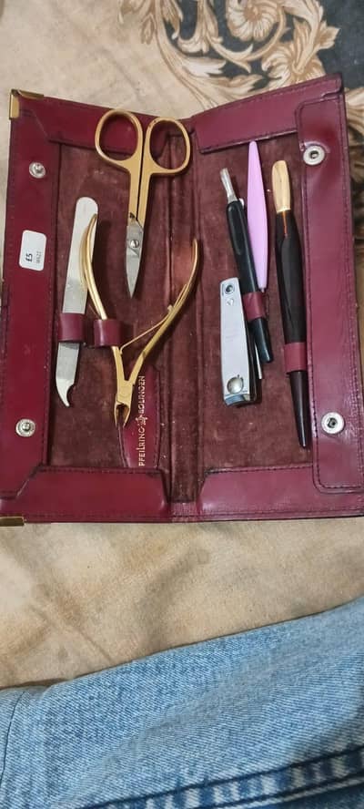 Gold Manicure Pedicure Tool Kit 10 Pieces