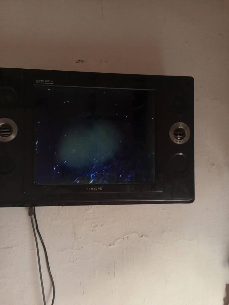 Lcd tv 2