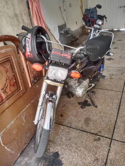 Honda 125 exchange possible any car fx mehran