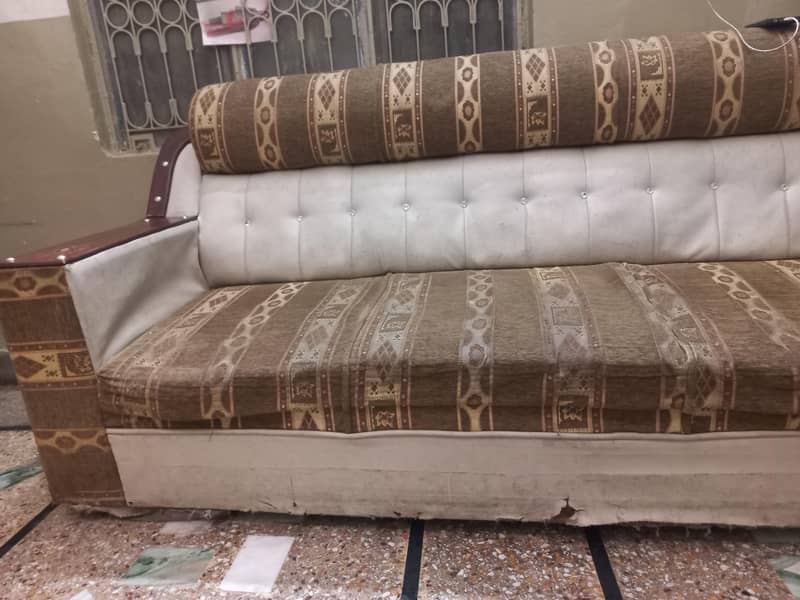 Sofa set 0