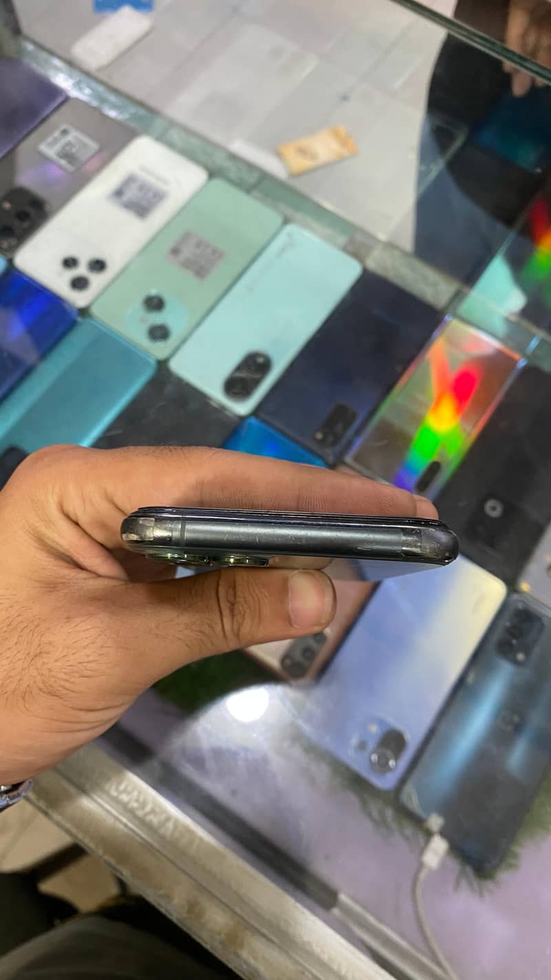 iPhone 11 pro 2