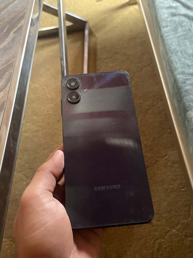 Samsung Mobile A06 4