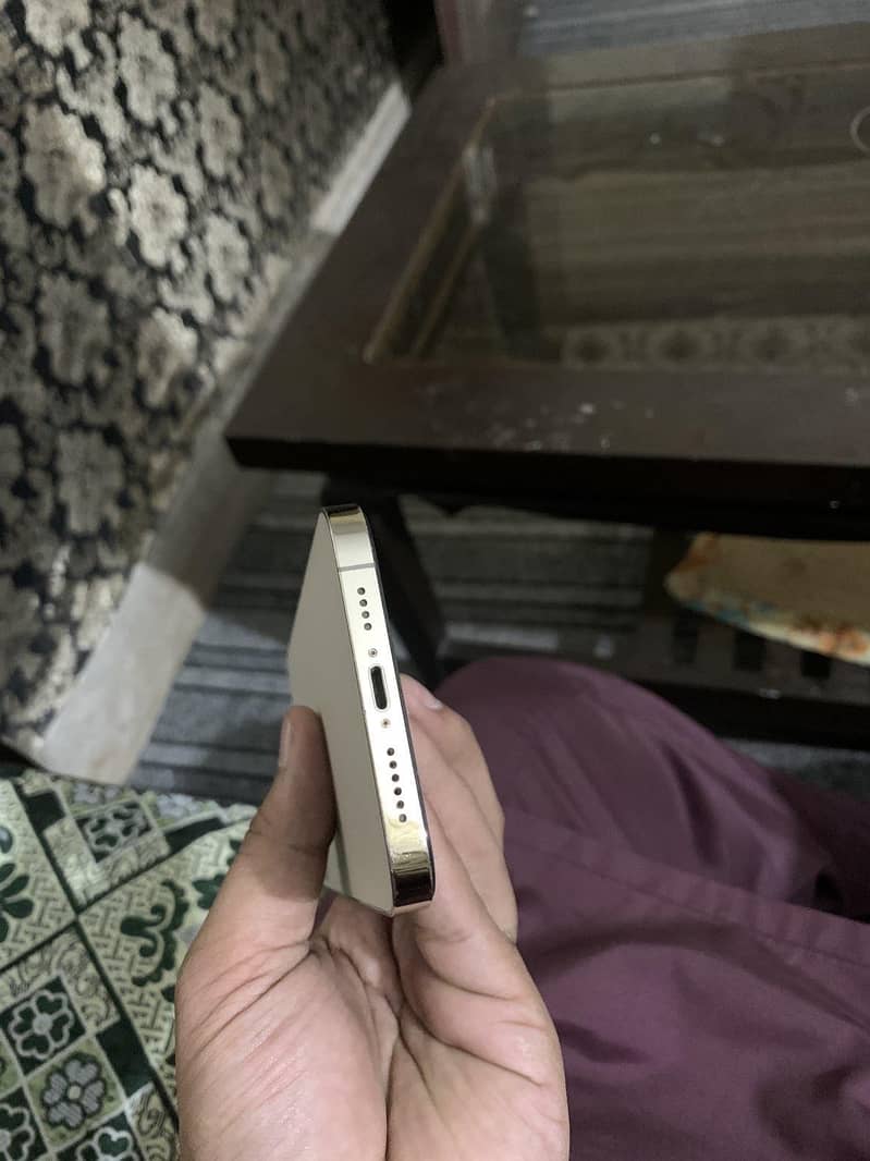 iphone 12 Pro max 2