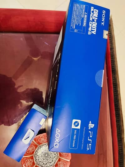 Ps 5 totally brand new sealed pack bought from US