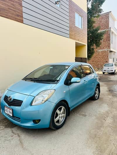 Toyota vitz 2007/12 full option non accident