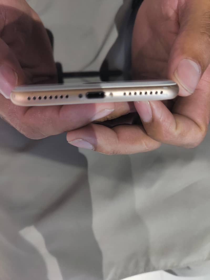 iphone 8 plus 3
