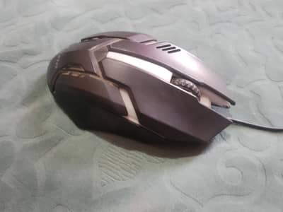 Hp mini PC . In 10 by 10 condition. With gaming mouse and keyboard