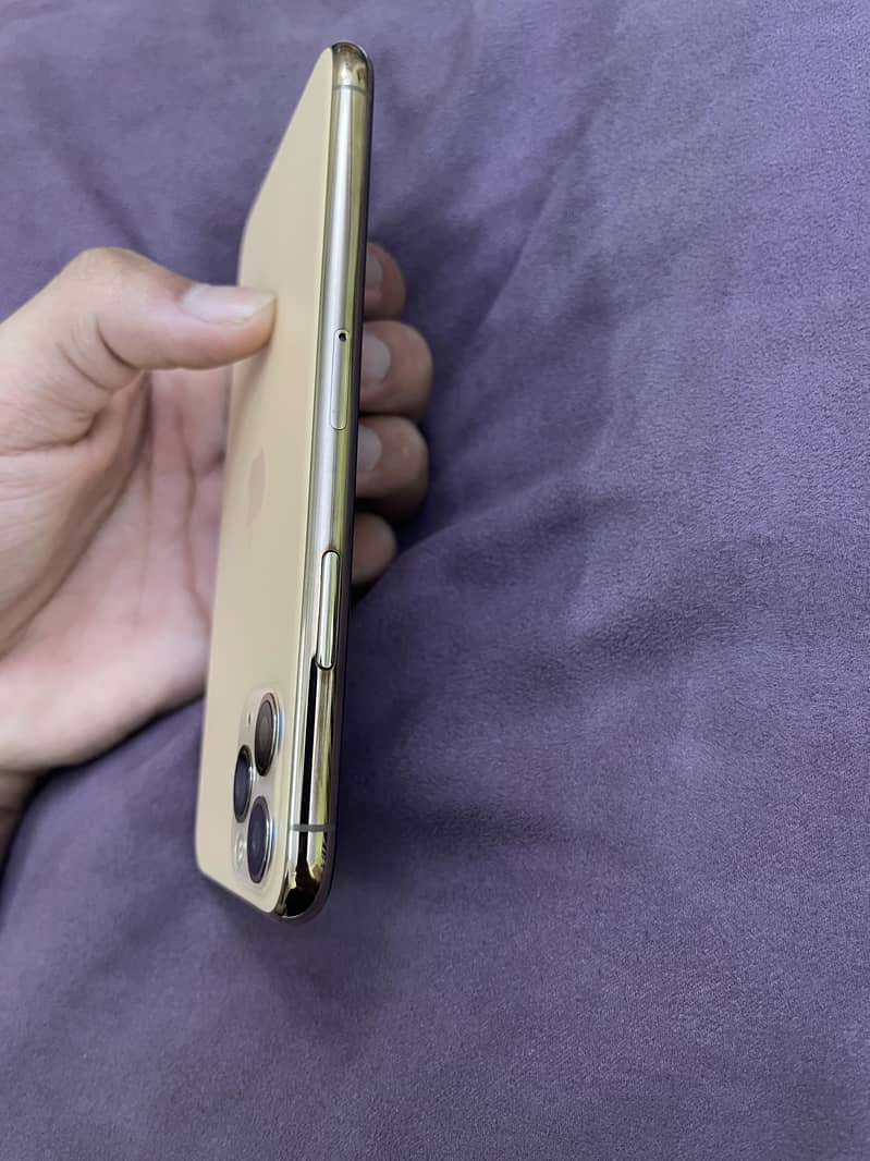 Iphone 11 pro 6