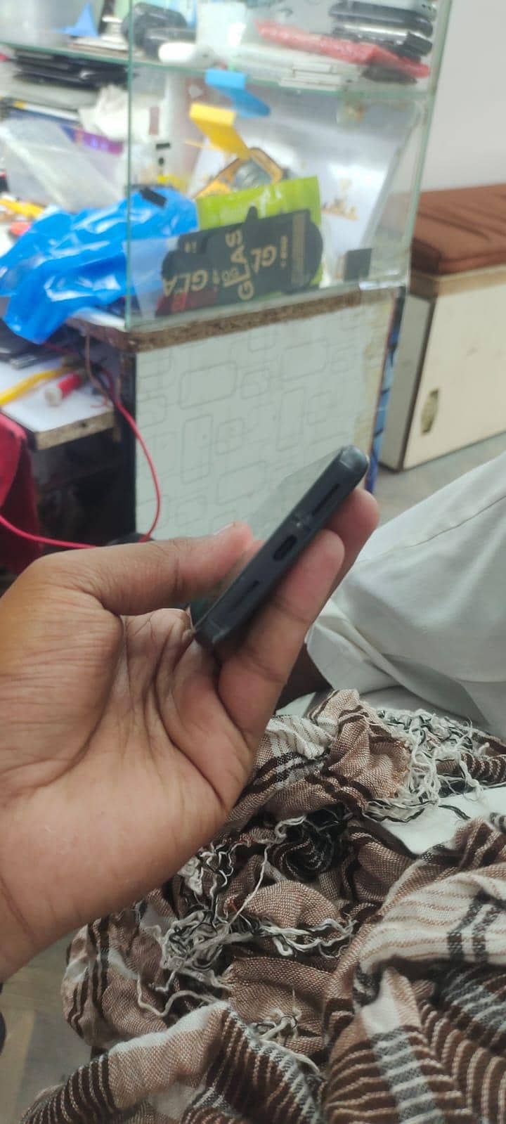 Google Pixel 8 4