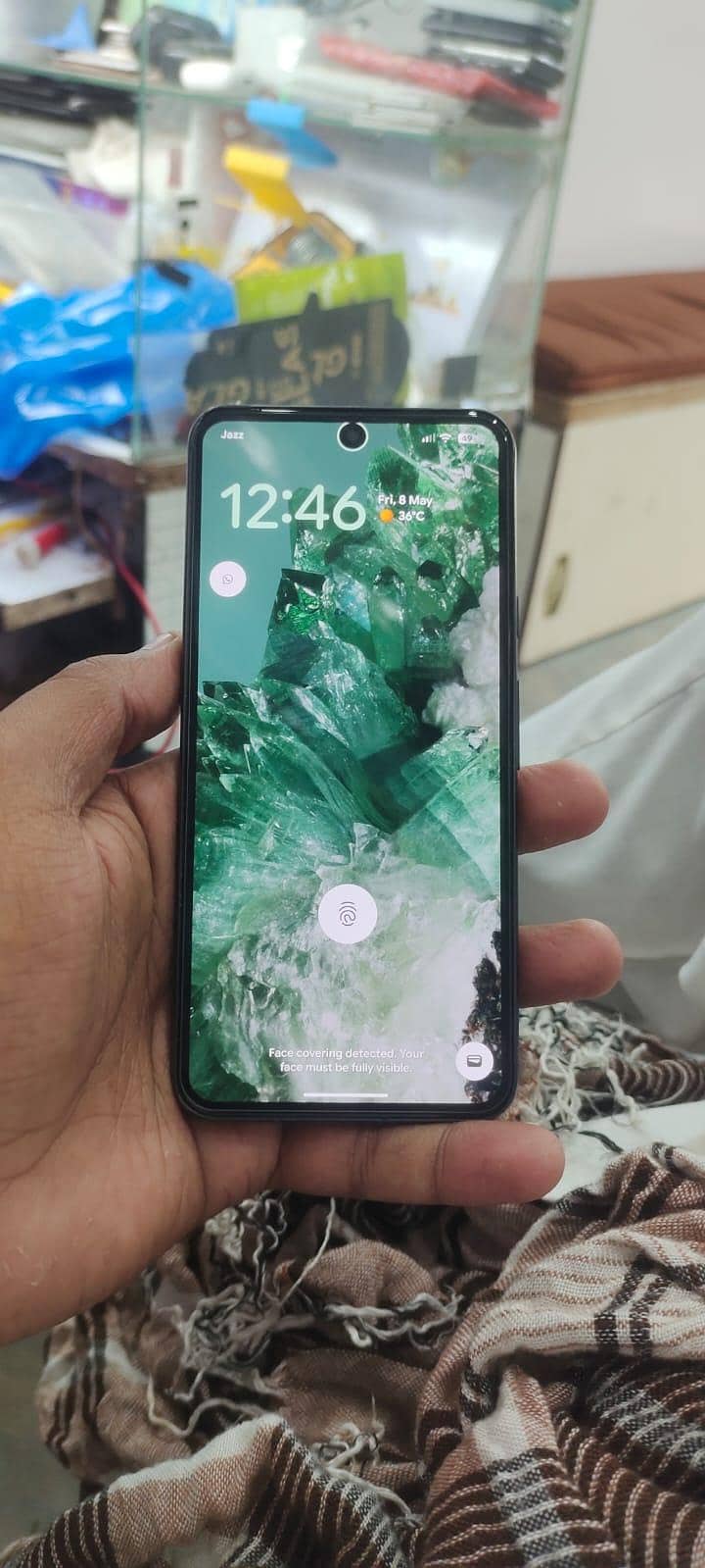 Google Pixel 8 5