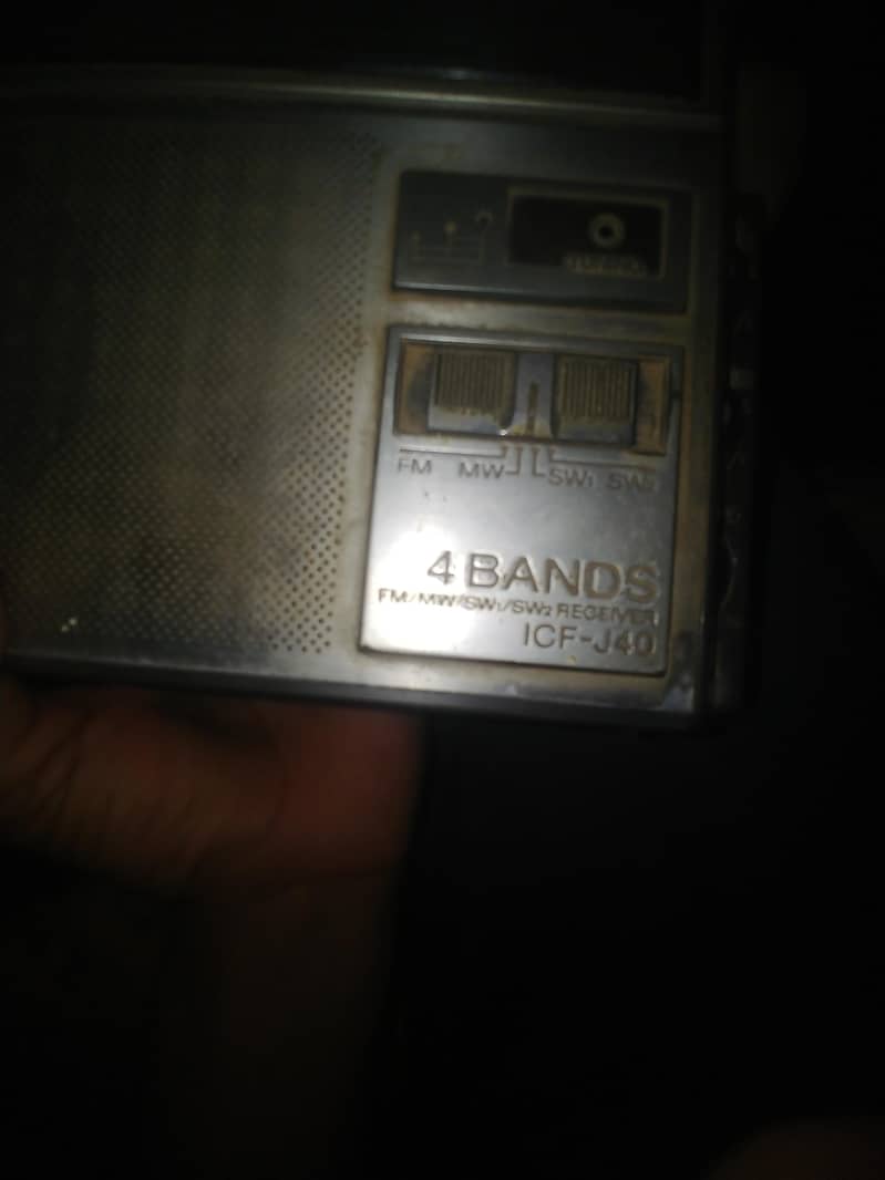 Sony Icf j40 4