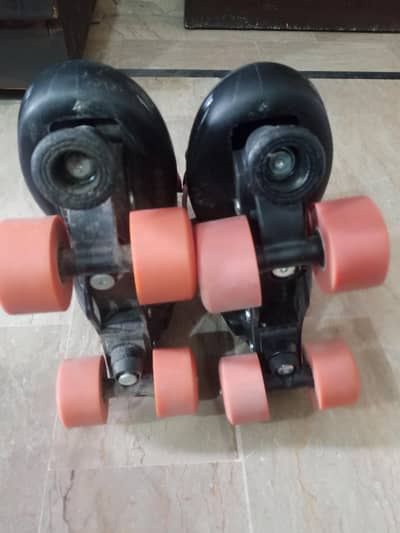 Action Quad Skates