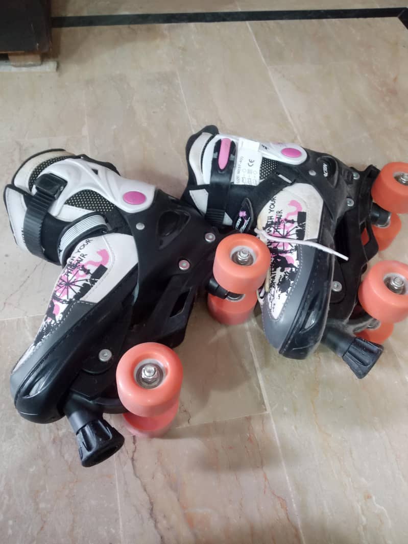 Action Quad Skates 1