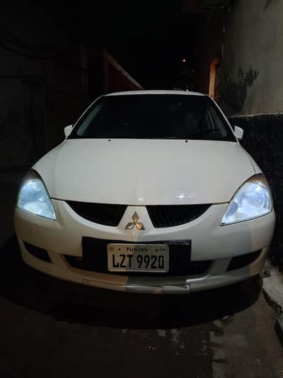 Mitsubishi lancer