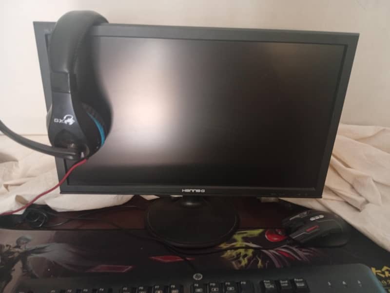 Computer full setup with window 10 0