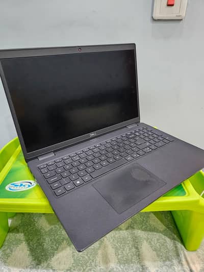 Dell i5 11th gen laptop 32 gb ddr4 256 gb ssd 15.6 screen 1080p