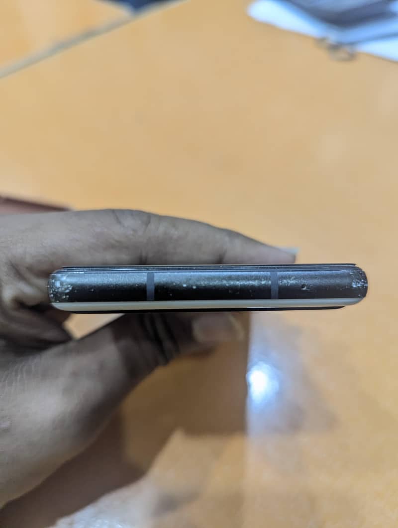 Google pixel 6a 3