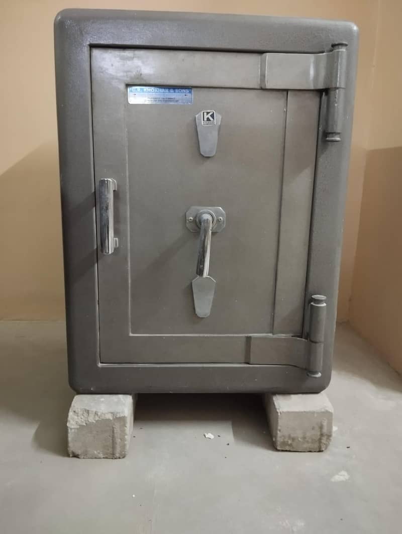 Locker تجوری safe (Safe)تجوری 1