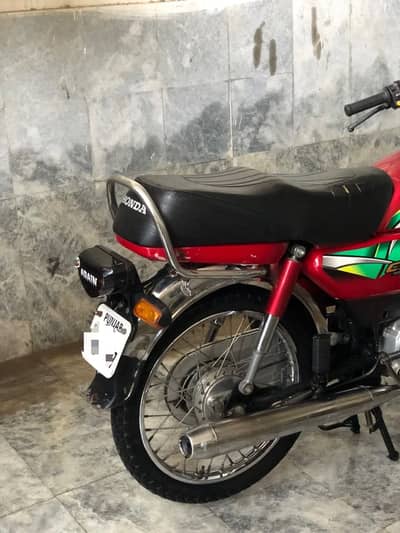Honda cd 70 for sale  whtaaap number 03000841367