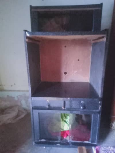 book shelf with TV trolley