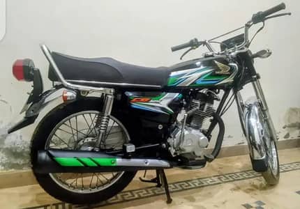 Honda CG 125 less used 2023 model ( 0314/2923/092 )