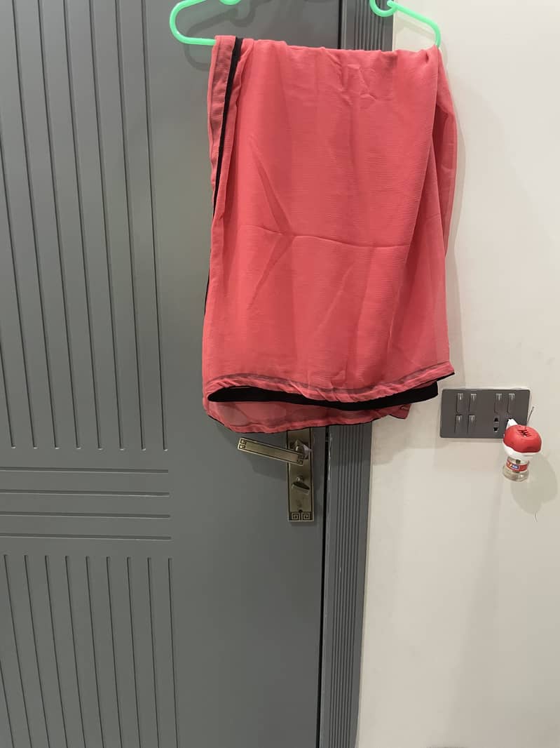 Branded & Simple Dresses 3