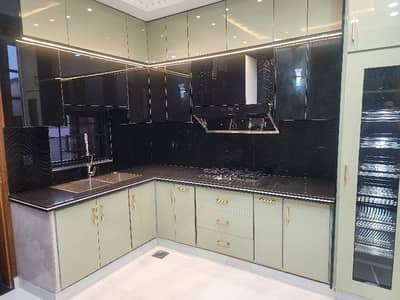 Elegent House Wide Parking Garrage Near School,Market 5 Marla House ,Owner Build