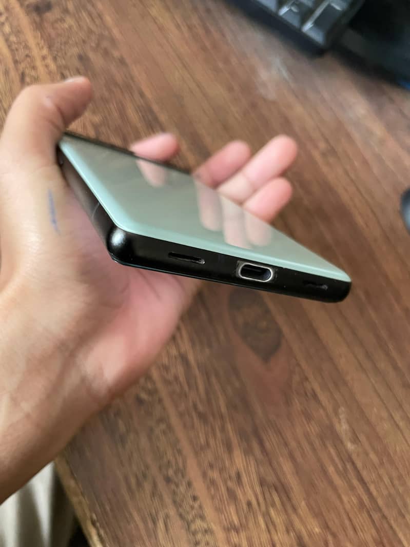 Google pixel 6a 1