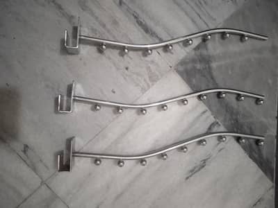 adjustable hanger