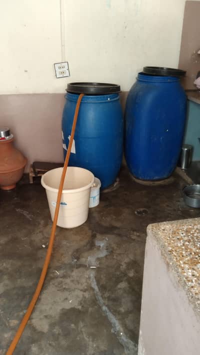 120,150or 200 litter Waly water drum ha jisko chahey rabta kare.