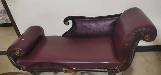 leather deewan