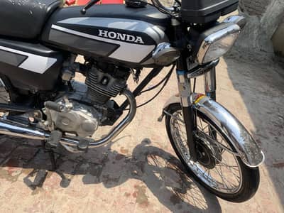 Honda 125 2017 model