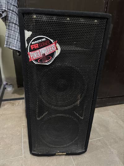 mackie fr recovery series power amplifier.