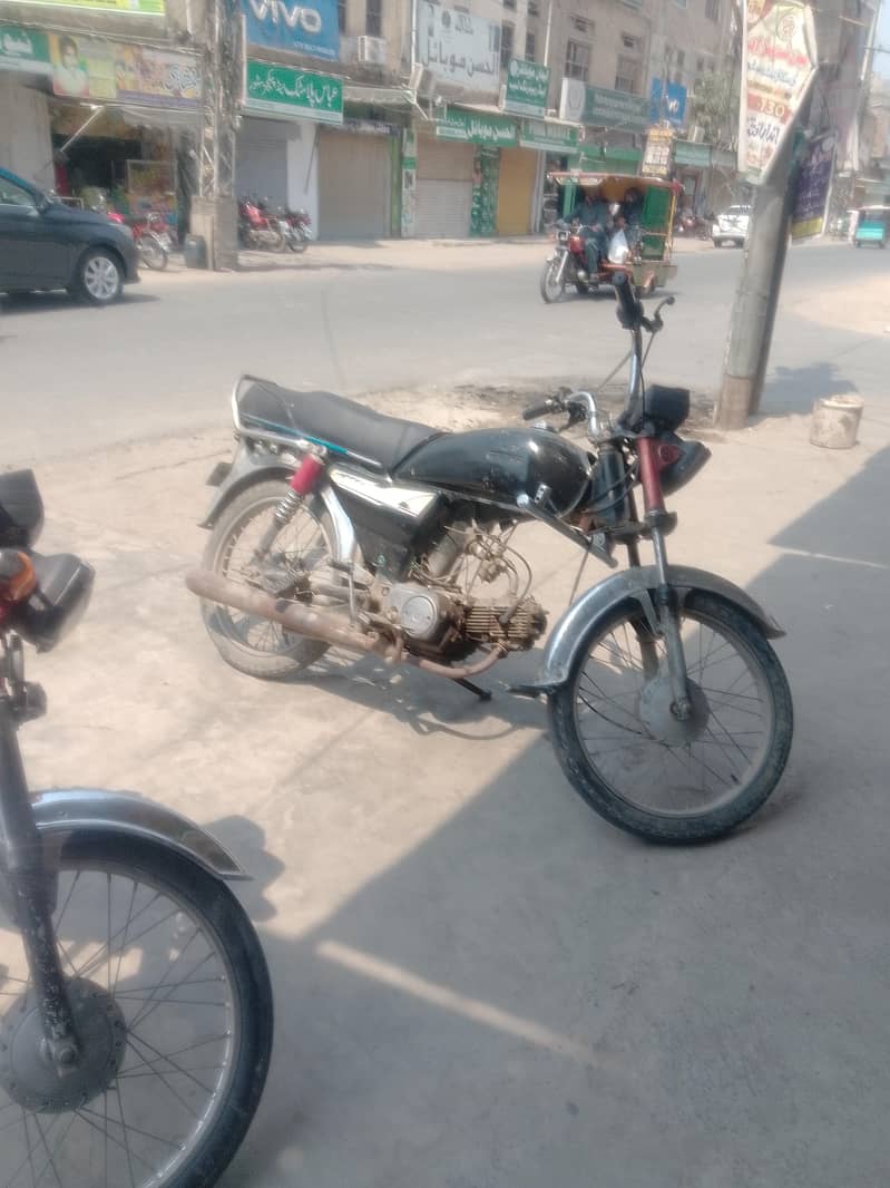 dhoom100 0