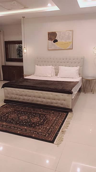 Flat for rent 1bed ROM full furnished apartments safe and scour 100%coupe allow