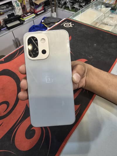OnePlus 13t 12/256