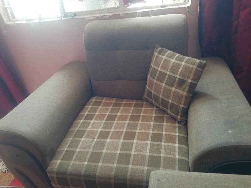 4 Sofa Set 1