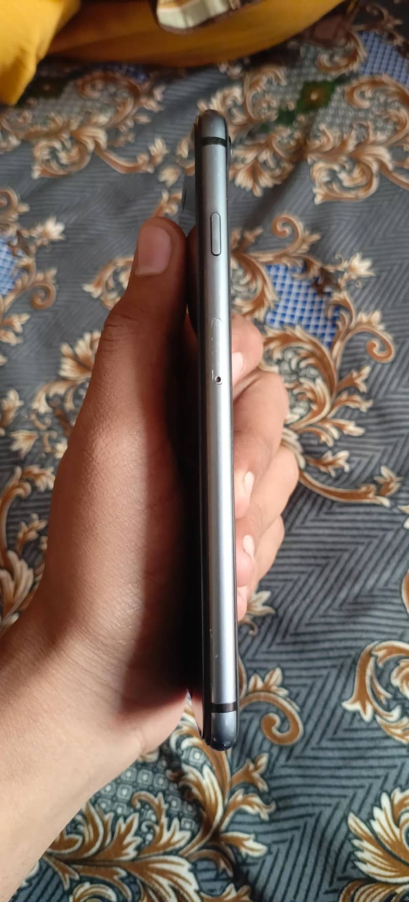 iPhone 8plus 4