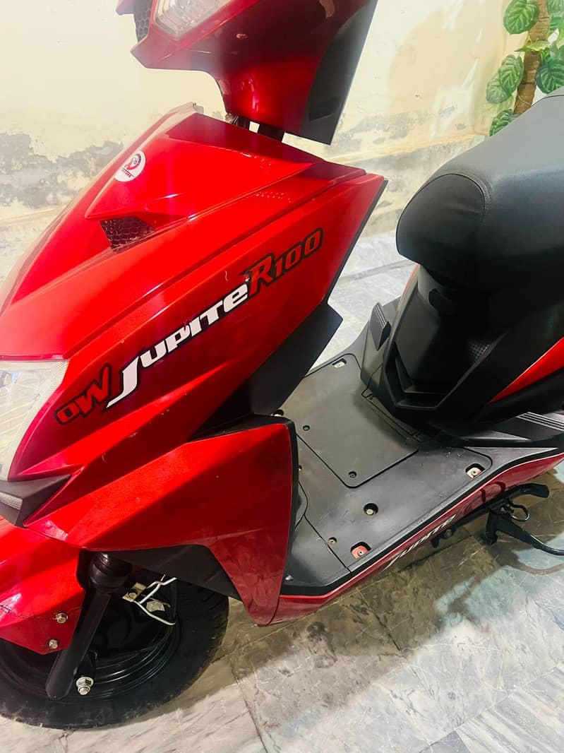 scooty 1