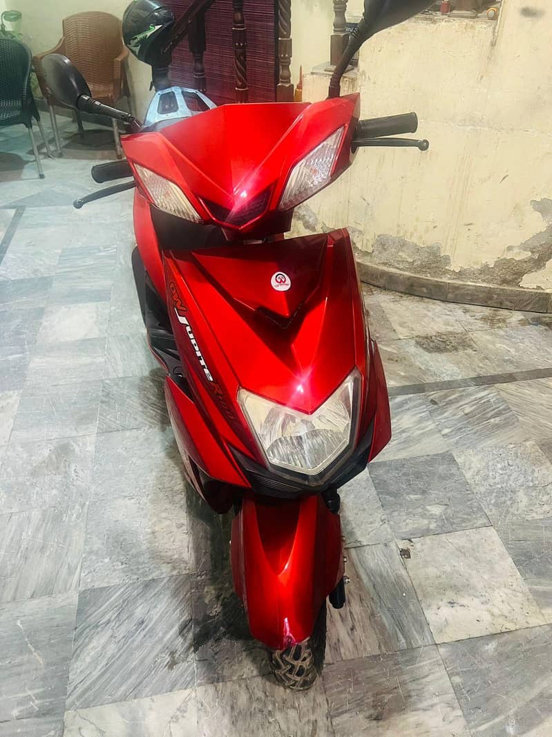 scooty 4